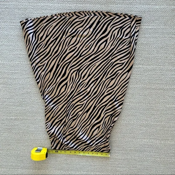 Silky Zebra Print Skirt - Picture 3 of 6